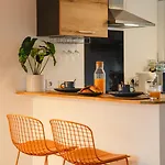 La Cime - Duplex Hypercentre, Wi-fi & Restaurant 아파트 *