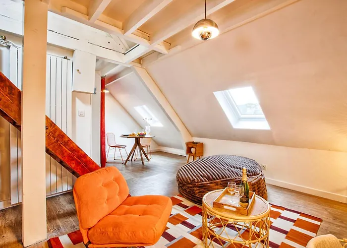 Lägenhet La Cime - Duplex Hypercentre, Wi-fi & Restaurant *